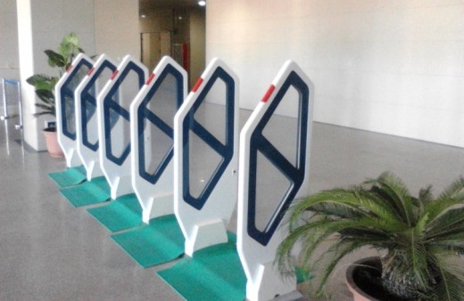 河南科技學(xué)院圖書館使用實(shí)景